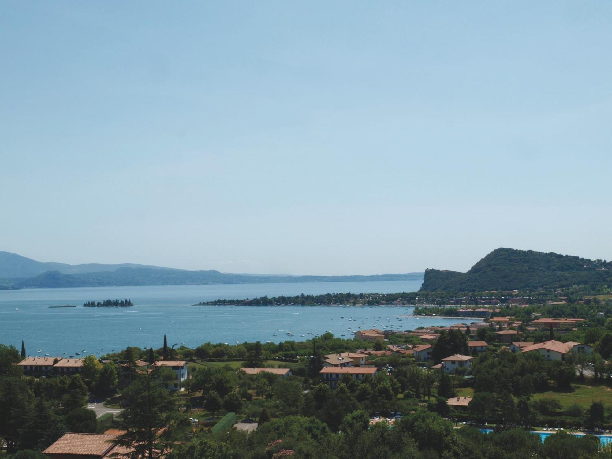 Hotel Belvedere Manerba del Garda Exterior photo